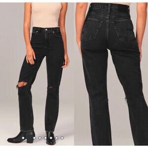 NWT Abercrombie 90’s Straight Leg High Rise Black Jeans Size 25